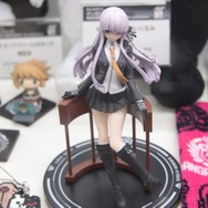 開催会場が追加!「ダンガンロンパ The Animation展 ~希望ヶ峰学園 体験入学~in東京アニメセンター」をフォトレポート ― 学級裁判のセットや原画・資料が展示