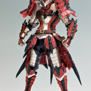 「発掘装備の肩パーツ」が付属