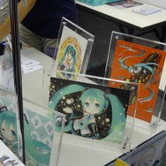 最新ゲームの試遊びやドールの展示も!「マジカルミライ」の企業ブースをフォトレポート