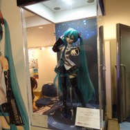 最新ゲームの試遊びやドールの展示も!「マジカルミライ」の企業ブースをフォトレポート