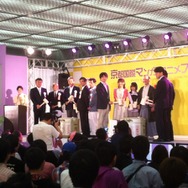 【京まふ2013】オープングセレモニーに悠木碧さんと斎藤千和さんがゲスト出演、盛大な鏡開きで開幕