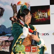 先頭は前日17時待機開始、渋谷で行われた『モンスターハンター4』発売日カウントダウンイベントをレポート
