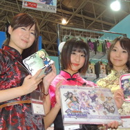 【東京ゲームショウ2013】コンパニオンが全員○○なデザエッグブースに突撃
