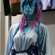 【東京ゲームショウ2013】VOCALOID蒼姫ラピスとハイファッションの融合、その未来と可能性