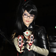 【東京ゲームショウ】アニメ化記念にベヨ姉さん降臨！写真集はこちら