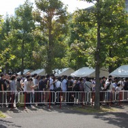 【東京ゲームショウ2013】いよいよ一般公開日スタート、大行列が幕張に出現・・・ビジネスデーの来場者数も発表