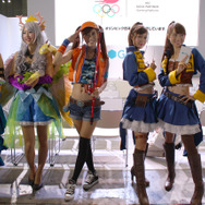 【東京ゲームショウ2013】グリーのキャラクターに扮した美人コンパニオンさんをご紹介