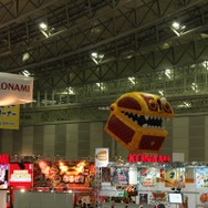 【東京ゲームショウ2013】コナミが大半を占めるファミリーコーナー、『オレカバトル』×食の花道のコラボメニューが美味しそう