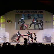 【東京ゲームショウ2013】一般公開初日のコスプレイベント「Cosplay Collection Night @ TGS」レポート
