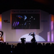 【東京ゲームショウ2013】一般公開初日のコスプレイベント「Cosplay Collection Night @ TGS」レポート