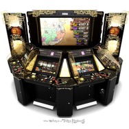 最大8Pのサテライトを接続し、その周りを大画面のメインモニタがダイナミックに回転