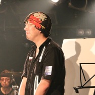 総勢13名による圧巻のステージ！岩垂徳行氏スペシャルバンドLIVEレポート、『逆裁』キャラデザ岩元氏によるライブアートも