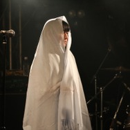 総勢13名による圧巻のステージ！岩垂徳行氏スペシャルバンドLIVEレポート、『逆裁』キャラデザ岩元氏によるライブアートも