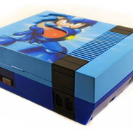 光るロックバスターのギミックがCOOLなファンメイドのカスタム『ロックマン』NES本体