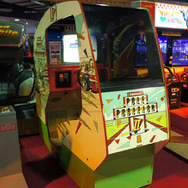 ポールポジションII (撮影者 空練 提供Wikipediaより)