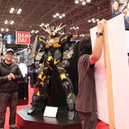 撮影スポットとして大人気だった黒いユニコーンのバンシィ