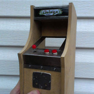 ニンテンドーDSを80年代風アーケードミニ筐体にリメイクするユーザーが現る