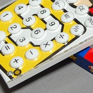 表面はアクリルパネル