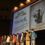 1月に行われる決勝大会の優勝トロフィーは全武器種で構成された凝りに凝ったモノに