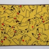 ブランケットにはピカチュウがいっぱい