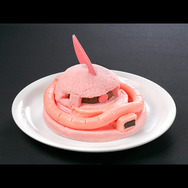 名店「イエローパンプキン」による「シャアザク」をイメージしたケーキセットが登場、シャア専用フォークも付属