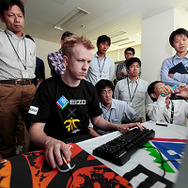 Fnaticがモニターの開発に協力