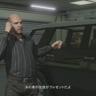 多くの高級車を所蔵するシミオン。いつかこのくらいのガレージを持てる？