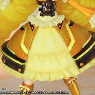 驚きのボリュームで圧倒的な存在感を放つ「ビビッド・イエロー」がPVCフィギュアで登場