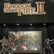 【G-STAR 2013】PS4版の開発も進められている『キングダムアンダーファイア2』プレイインプレッション ― システムはMMORPG＋ACT＋RTS
