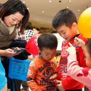 オープンを記念して、『ポケットモンスター Ｘ・Ｙ』にマーイーカをプレゼント中です