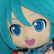 『初音ミク Project mirai 2』体験会はミクダヨー降臨でアイドル撮影会に!?『ぷよぷよ』とのコラボ経緯からビッグエコーとのコラボルーム視察レポート