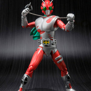 伝説の10人ライダー全員集合!仮面ライダーZXがS.H.Figuartsで発売