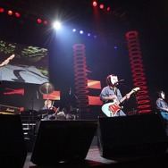 総勢18アーティストによる夢の共演!5pb.Recordsゆかりのアーティストが紡いだ5時間超えLIVE「Live5pb.2013」を写真たっぷりでお届け