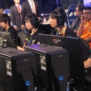 世界最大級のe-SportsイベントWCG 2013レポート ― 『スパIV AE』でふ～ど選手が優勝！
