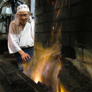 職人の手によって『戦国無双』の刀剣が蘇る