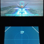 メインの上画面で敵と戦闘、下画面のレーダーを見ながら索敵するのが基本