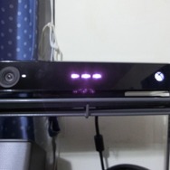 本体を起動するとこんな風に光ります