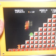 マリオがジャンプして