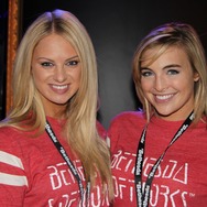 【2013年末企画】編集部が2013年に撮影した世界中のコンパニオン&コスプレイヤー写真を一挙公開