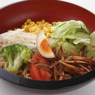 手塩にかけたカリカリごぼうサラダ