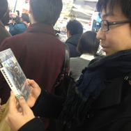 編集部は見た！サイン&握手会も行われた『戦国BASARA4』発売記念イベントに現れた謎の人物の正体とは