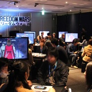 3人+スタッフによるチーム編成