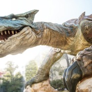 看板娘もホッと胸をなで下ろす迫力「モンスターハンター・ザ・リアル 2014」等身大ティガレックスの大咆哮