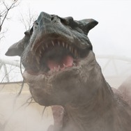 看板娘もホッと胸をなで下ろす迫力「モンスターハンター・ザ・リアル 2014」等身大ティガレックスの大咆哮