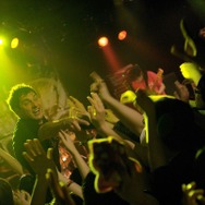 ハードロックファン必見！『ソニック・ザ・ヘッジホッグ』瀬上純氏が率いるバンド、Crush40がLIVEを開催