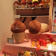 【JAEPO 2013】LINE、パズドラ、ダンガンロンパなど注目アイテムが揃ったフリューブース