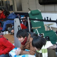 すでに長蛇の列 銀座ソニービルにてPlayStation 4先行販売手続き開始 ― 現場にはゲームガールズの姿も