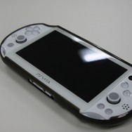 【PS4発売特集】発売直前！その商品、本当に買い？サイバーガジェットの周辺機器を完全紹介 ― 編集部員が本音でレビュー