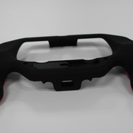 【PS4発売特集】発売直前！その商品、本当に買い？サイバーガジェットの周辺機器を完全紹介 ― 編集部員が本音でレビュー