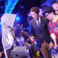 次世代ゲーム機PlayStation 4、ついに国内で発売 ― 記念イベント会場は歓声に包まれる